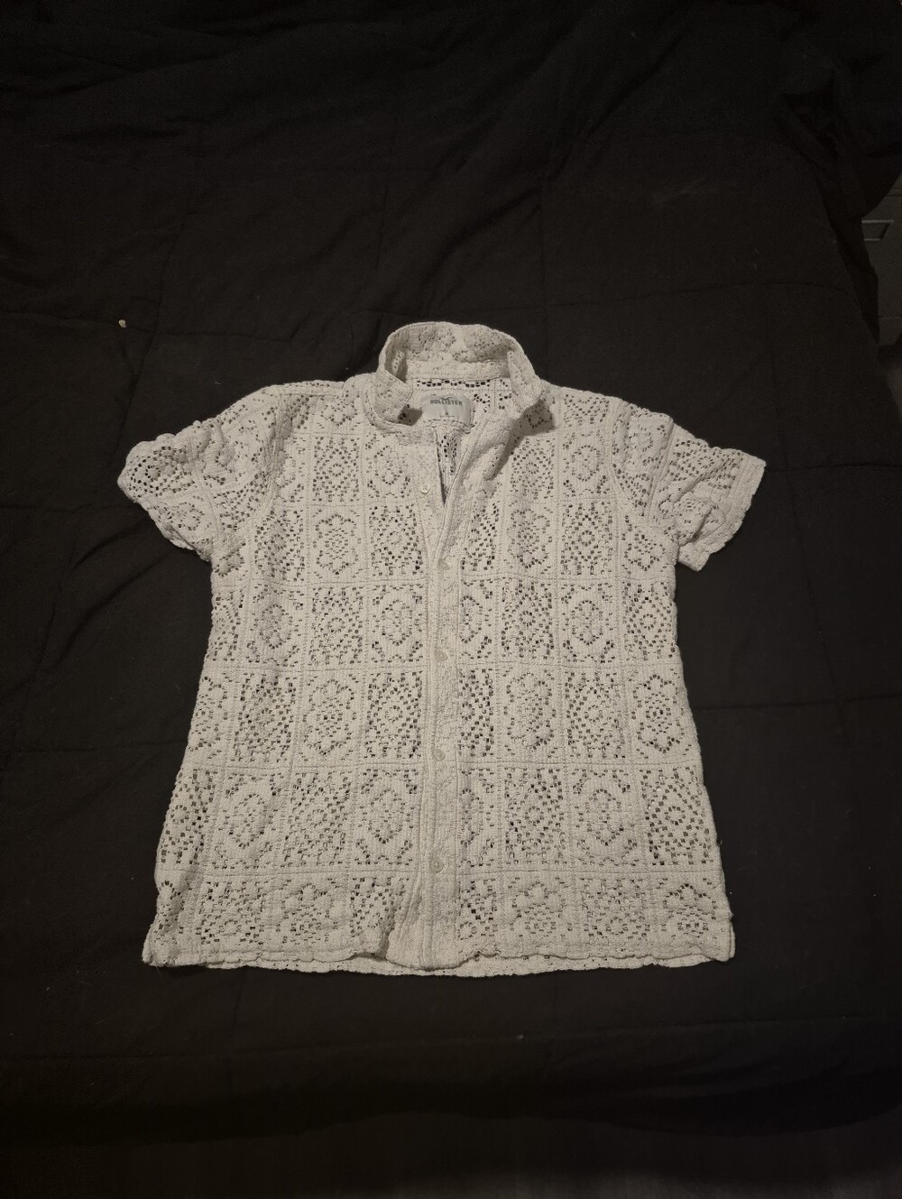 Hollister Men's M Crochet Button Up Shirt Cream Open Knit Short Sleeve